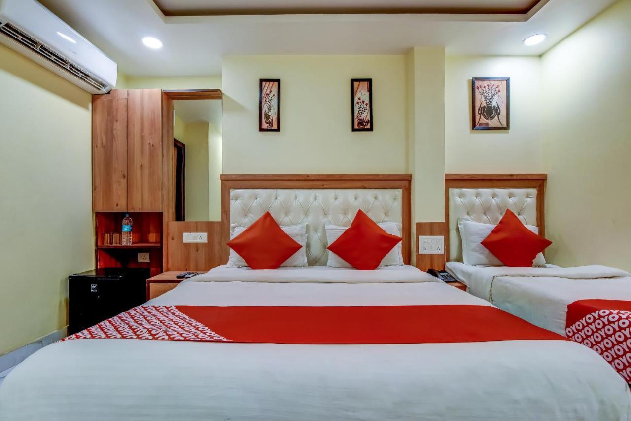 Hotel Sarthak Palace - By Pooja Hospitality นิวเดลี ภายนอก รูปภาพ